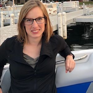 Meet your Posher, Laura